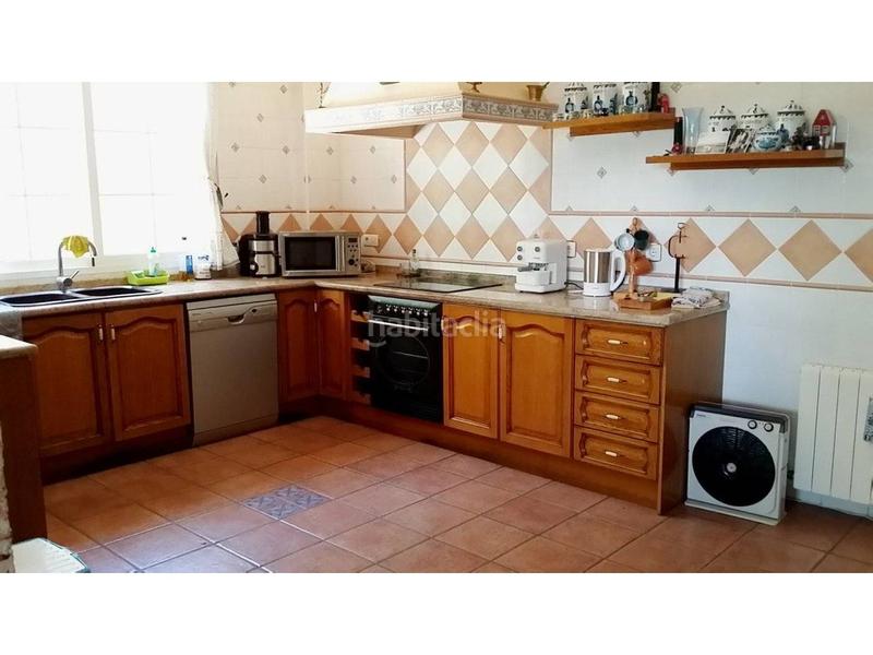 Foto 1ea3aac7-2d39-45ef-92d5-bbefd7003156. Chalet  en venta en Petrer