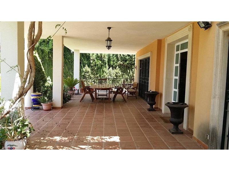 Foto 4747ec3c-caf1-4779-98fd-7679e4ba4829. Chalet  en venta en Petrer
