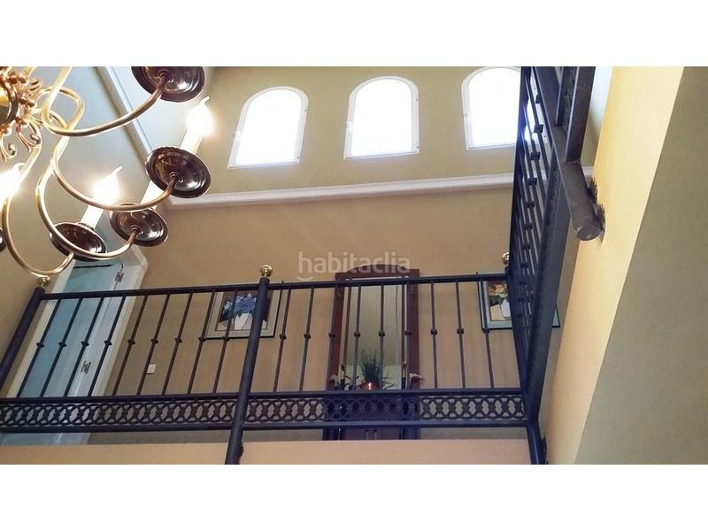 Foto 754ac34b-d00b-4678-a456-b0976315a2dd. Chalet  en venta en Petrer