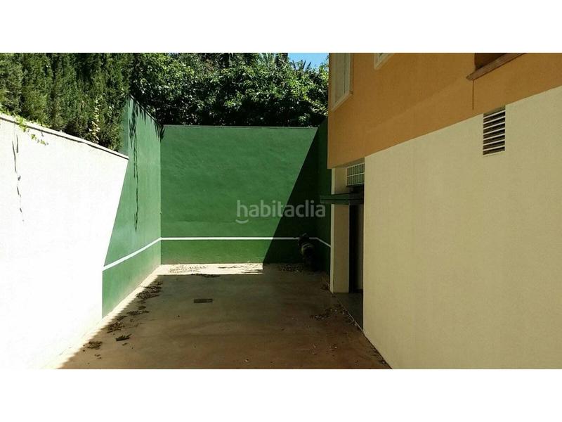 Foto c4061ac5-a7ba-41af-9fb2-c18bd44f2927. Chalet  en venta en Petrer