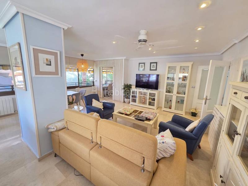 Foto 4fce8b64-888f-4b75-b6c5-4f4adc6f5e59. Rent flat with heating parking pool in Cabo de las Huertas Alicante