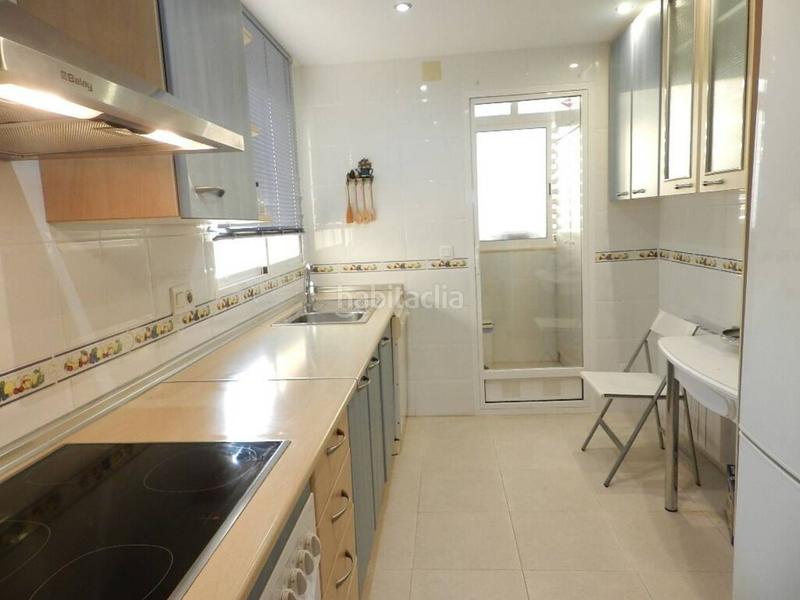 Foto 73011cf7-dd8c-4784-9ad1-25bb71ff0726. Location appartement avec chauffage parking piscine dans Campello (el)