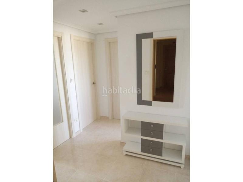 Foto 930aebb3-8e7a-47f0-b9a6-86b6da854ad3. Location appartement avec chauffage parking piscine dans Campello (el)