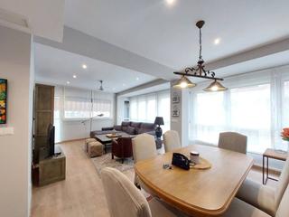 Lloguer Pis  Plaza calvo sotelo. Alquiler de piso en alicante  alacant