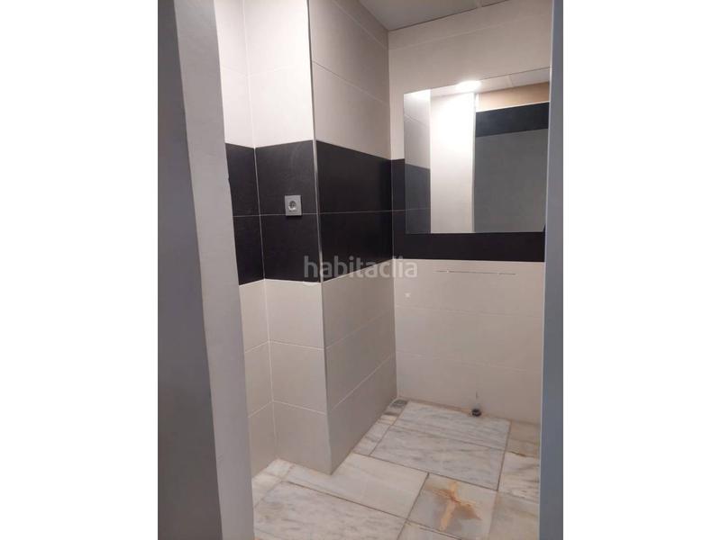 Foto db67c7b2-d2d2-491a-80da-651ba76ec9dd. Lloguer local comercial a Ensanche-Diputación Alicante