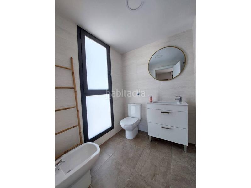 Foto 5e5b4702-31fc-4fa3-bb0d-23fcedf56af9. Alquiler piso precioso piso en Playa Muchavista con vistas al mar!! en Campello (el)