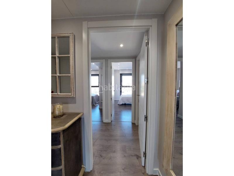 Foto bba2feb0-8be5-4d7e-b08b-483aed9cfe6b. Lloguer pis amb calefacció aparcament piscina a Playa Muchavista Campello (el)