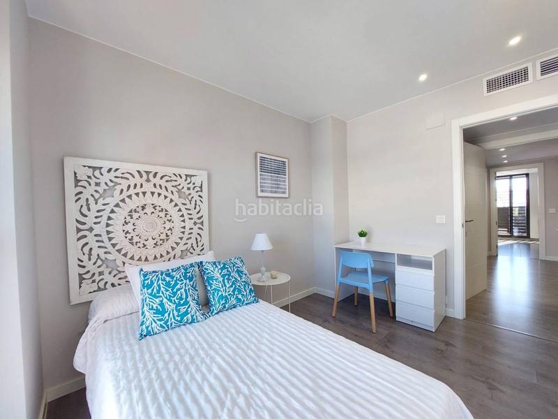 Foto a2be7dde-69ea-4fd7-bd90-8d0875b65a8a. Miete etagenwohnung mit heizung parking pool in Playa Muchavista Campello (el)