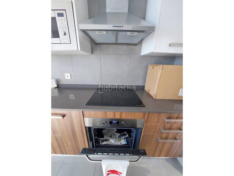 Foto 35054171-5905-4d94-95b0-f318d77aa9d9. Rent flat with heating parking pool in Playa Muchavista Campello (el)