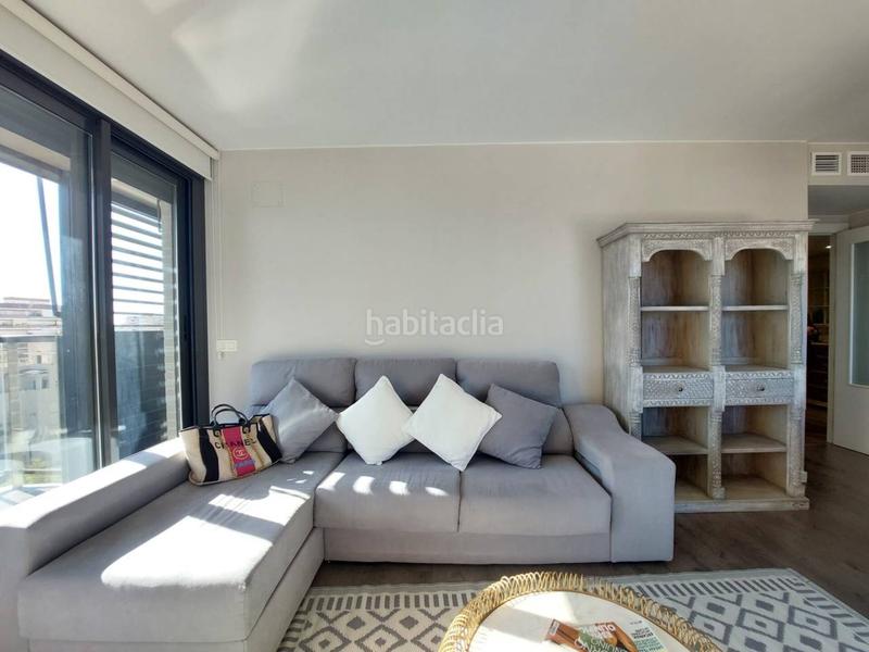 Foto 76746285-8ebb-439b-996c-eebd0be0ad49. Rent flat with heating parking pool in Playa Muchavista Campello (el)