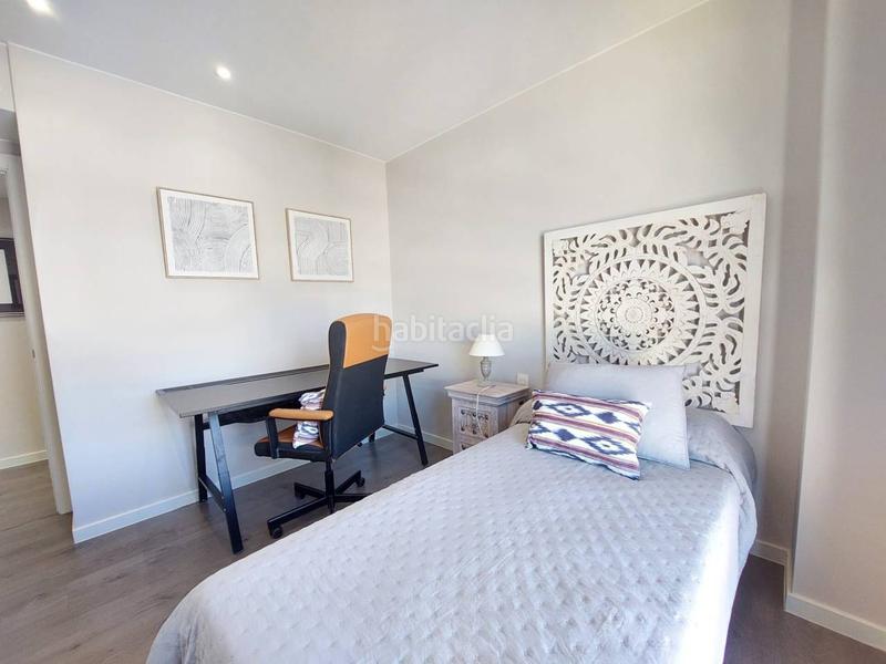 Foto d146348a-3bac-4b19-aecc-1357bc90c92d. Rent flat with heating parking pool in Playa Muchavista Campello (el)