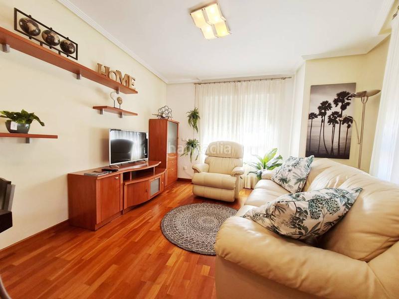 Foto 926650d2-5449-439d-8471-847ad1ec4644. Alquiler piso en alquiler en ensanchediputación en Alicante