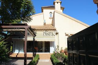 Xalet a Santiago de La Ribera. Chalet en venta en santiago de la ribera, 5 dormitorios.
