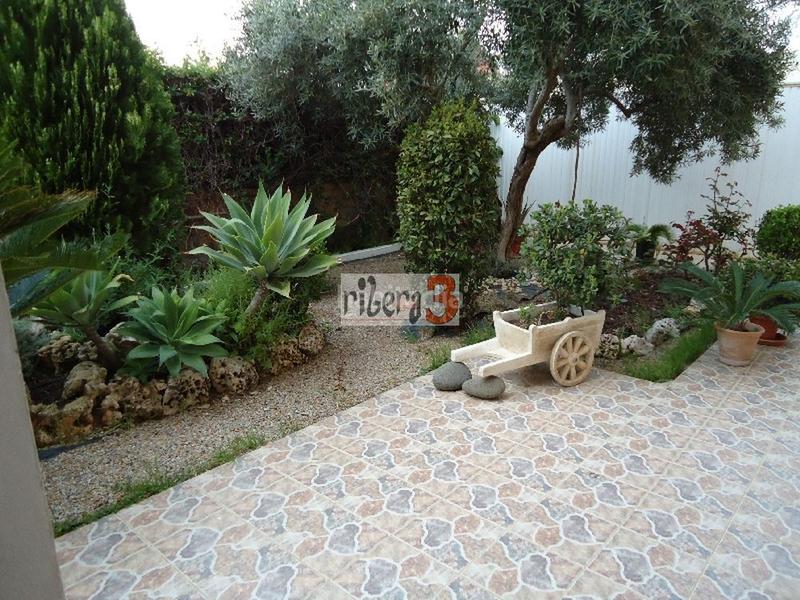 Foto 0f738cbc-ae34-4e24-a8fe-5d039e71f1a8. Chalet with parking in Santiago de La Ribera San Javier