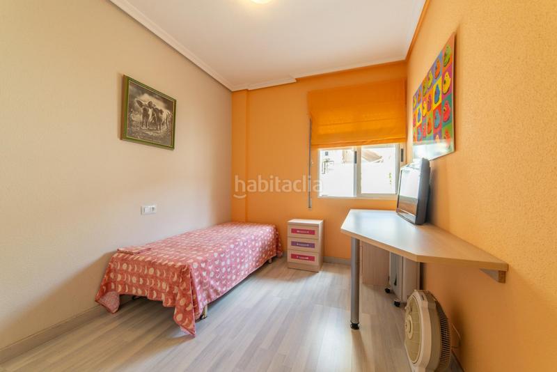 Foto 43087ecc-d33c-4eb3-b51d-a1dd0f7d5e0a. Casa adossada amb aparcament a San Javier San Javier