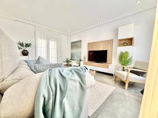 Chalet en Santiago de La Ribera. Planta baja con jardn como nueva en santiago de la ribera