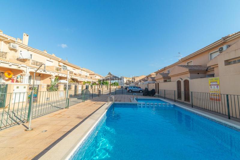 Foto 11ab231d-0f2e-464f-bbb7-fc6365f366dc. Casa adossada amb piscina a Santiago de La Ribera San Javier