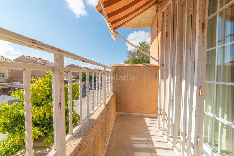 Foto 5140676c-1eca-41ad-b5e5-9f4996b556dd. Casa aparellada amb aparcament a Santiago de La Ribera San Javier