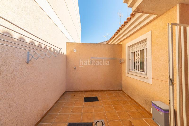 Foto 5e1d8ad1-12c6-40f6-9997-6309ce1afc9d. Casa aparellada amb aparcament a Santiago de La Ribera San Javier