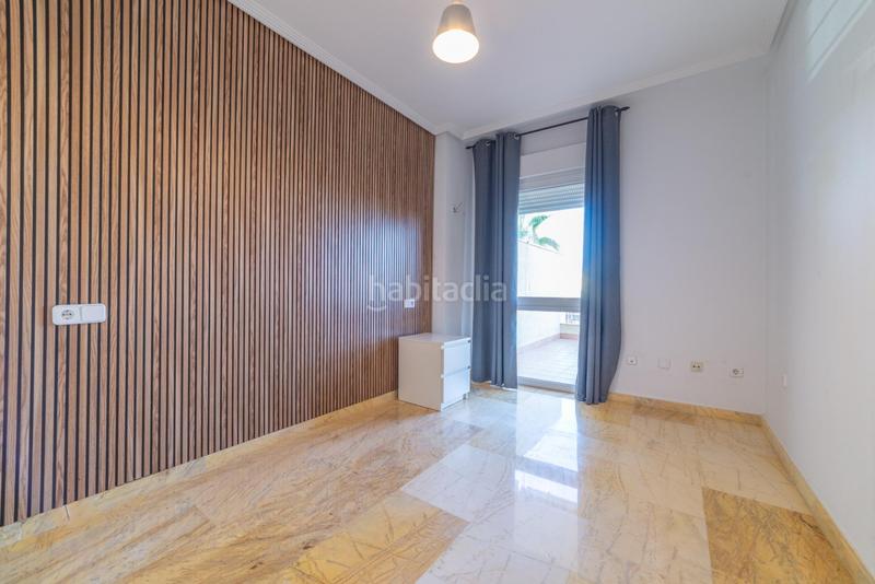 Foto b3e980a3-33e7-400c-8b9e-06824c91d386. Ground floor with pool in Aguamarina Orihuela