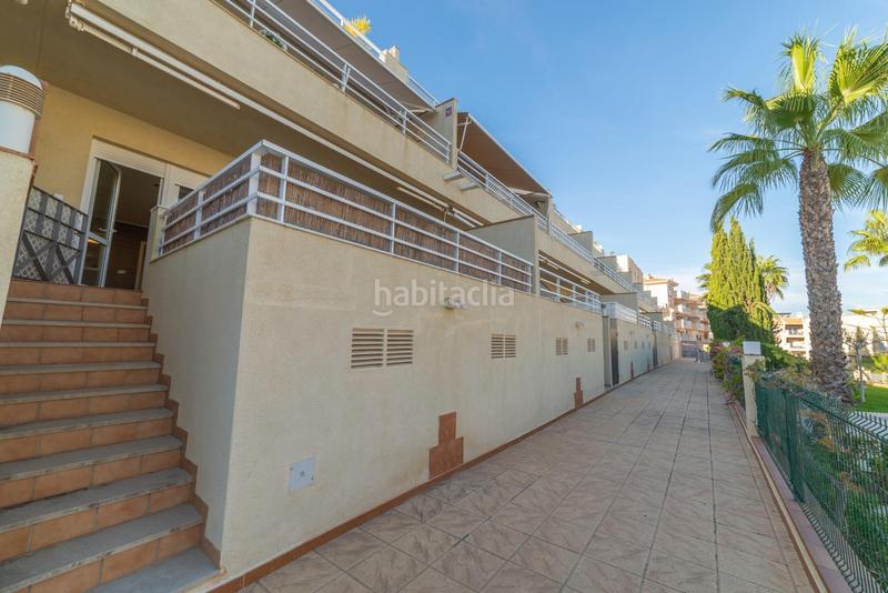 Foto b620da47-a85a-4df2-a10e-562b63268102. Ground floor with pool in Aguamarina Orihuela