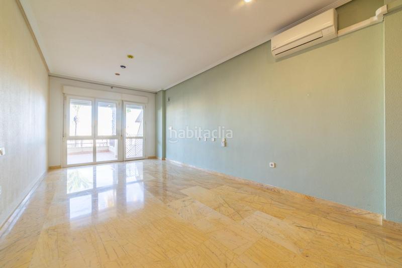 Foto d20be53d-984d-4a7d-8a61-15aa130448d4. Ground floor with pool in Aguamarina Orihuela