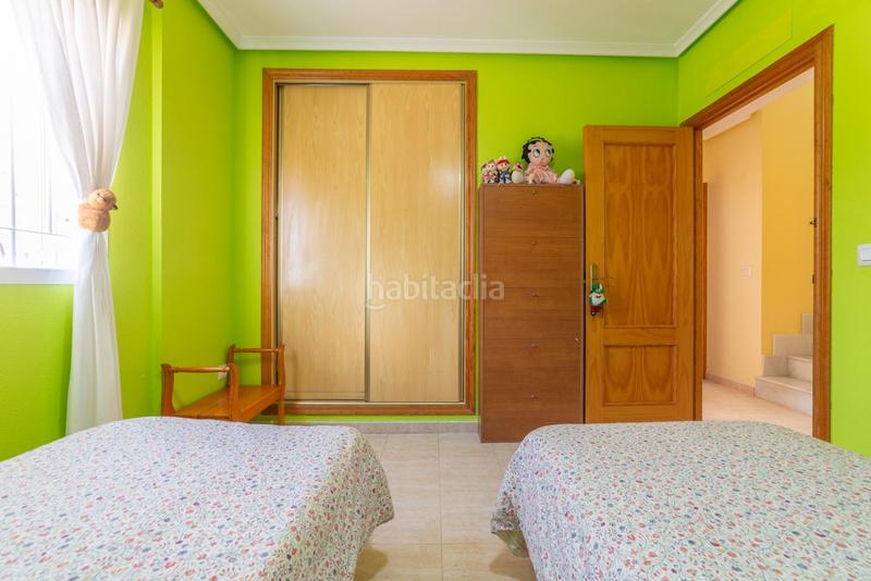 Foto 33b13bcf-3c4e-4b3d-b8da-ef50326cb282. Casa aparellada amb piscina a Zeniamar - Horizonte - La Campana Orihuela