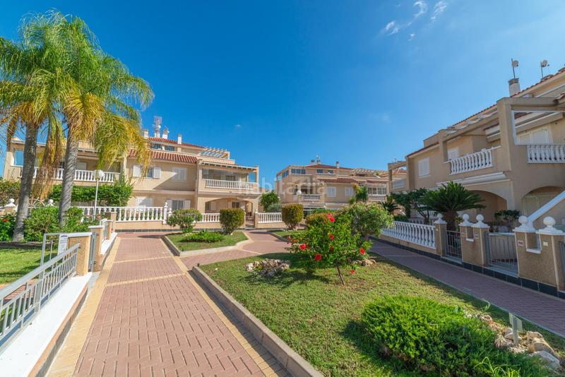 Foto 64c53872-bfe8-42cd-af41-dfd8c34f5020. Casa aparellada amb piscina a Zeniamar - Horizonte - La Campana Orihuela