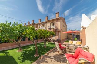 Towny house  Calle de la isla de fernando poo