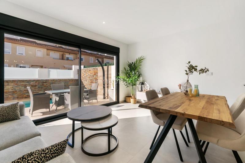 Foto 61a0aad4-4d1f-4cc4-a2b3-39fad24bcec6. Chalet mit parking pool in San Pedro del Pinatar San Pedro del Pinatar