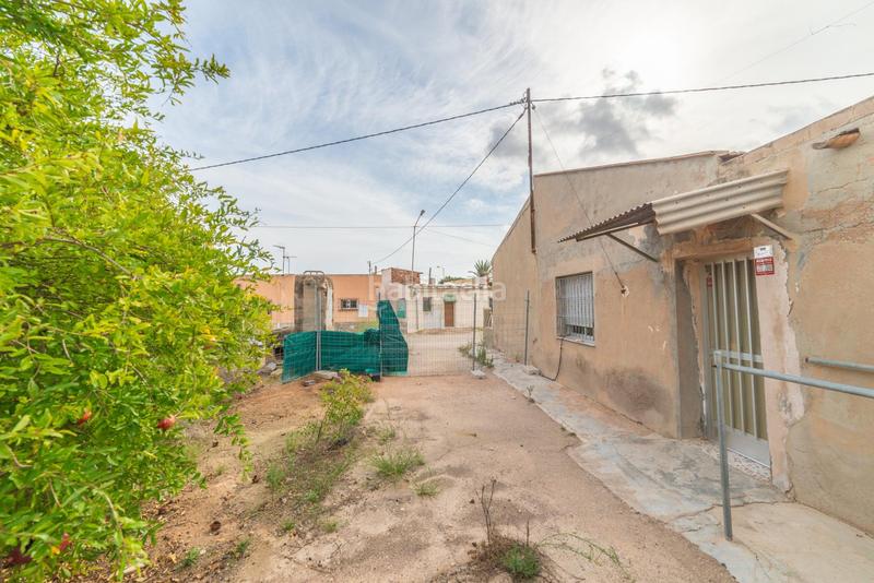 Foto 846cc513-d37b-49d1-9c78-8b5b45ac3bb5. Xalet amb aparcament a Dolores de Pacheco-Santa Rosalía Torre - Pacheco