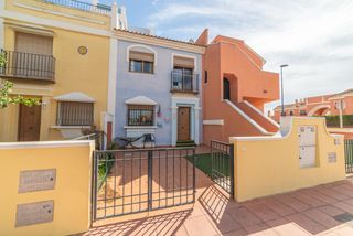 Casa adossada  Calle calle infanta cristina roda
