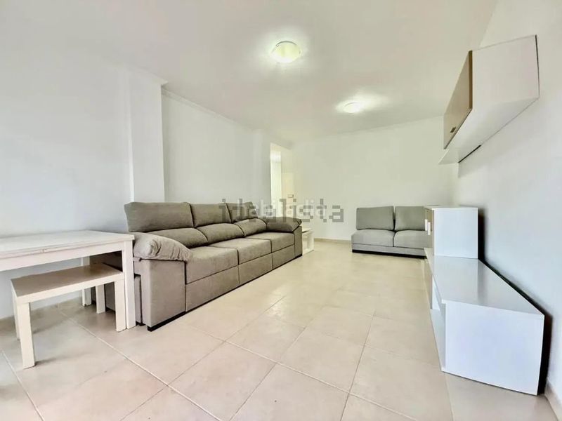 Foto dc61f384-5ab5-410a-86c1-db7e2c833ff0. Erdgeschoss mit parking pool in San Cayetano Torre - Pacheco