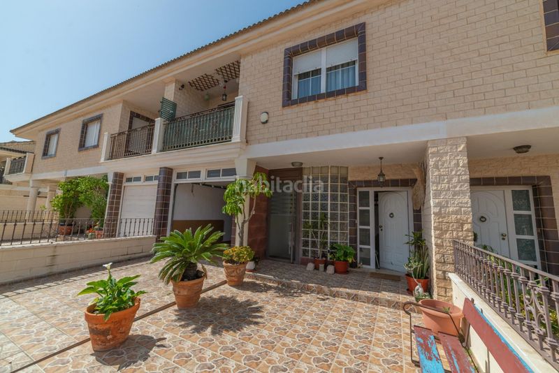 Foto 65fbd9ea-e5fc-49f4-aa50-315fe30d32f5. Casa amb aparcament a San Javier San Javier