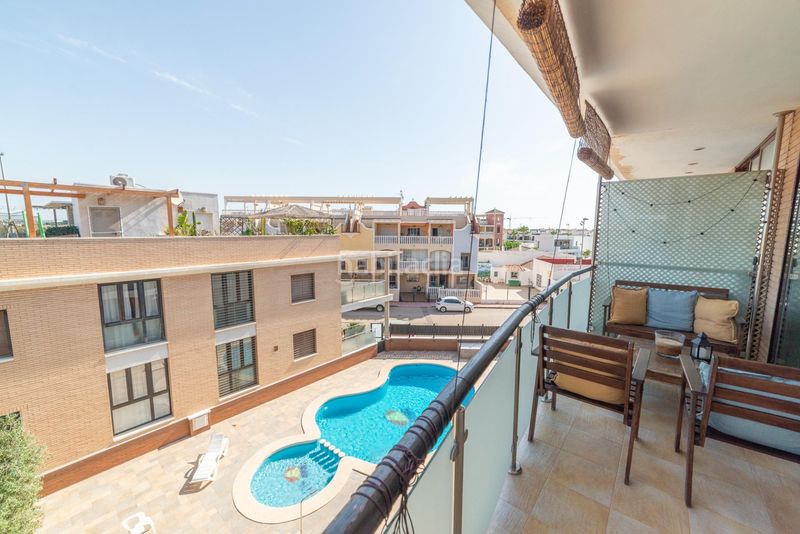 Foto a16678b4-9e55-4db6-9975-55308360808c. Pis amb aparcament piscina a Santiago de La Ribera San Javier
