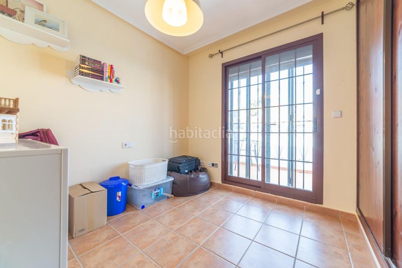 Foto 4f5046bf-3c5d-4769-bd76-71d6e43cf838. Casa adossada amb calefacció aparcament piscina a San Javier
