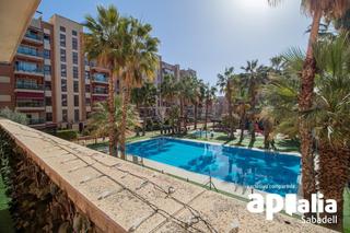 Appartement  Rambla europa. Espectacular con terraza y vistas a la zona comunitaria con pisc
