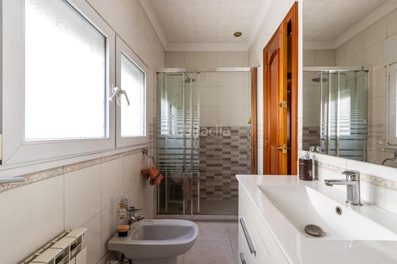 Foto b050aa27-27ae-4ffb-8fe0-1d9876616ba4. Casa con riscaldamento parcheggio in Eixample - Can Bogunyà Castellar del Vallès