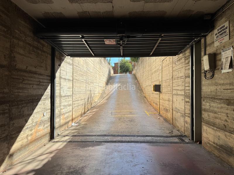 Foto 314f6e86-d1f2-4ef9-89a6-e8d09fa7334d. Autoparkplatz in carrer de font i sagué 6 in Concòrdia Sabadell