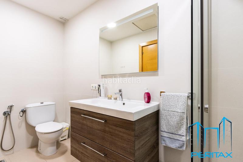 Foto 2135ce0f-cee3-4937-a306-ef665c6ebf9f. Casa  junto hotel urpí , Creu Alta en Creu Alta Sabadell