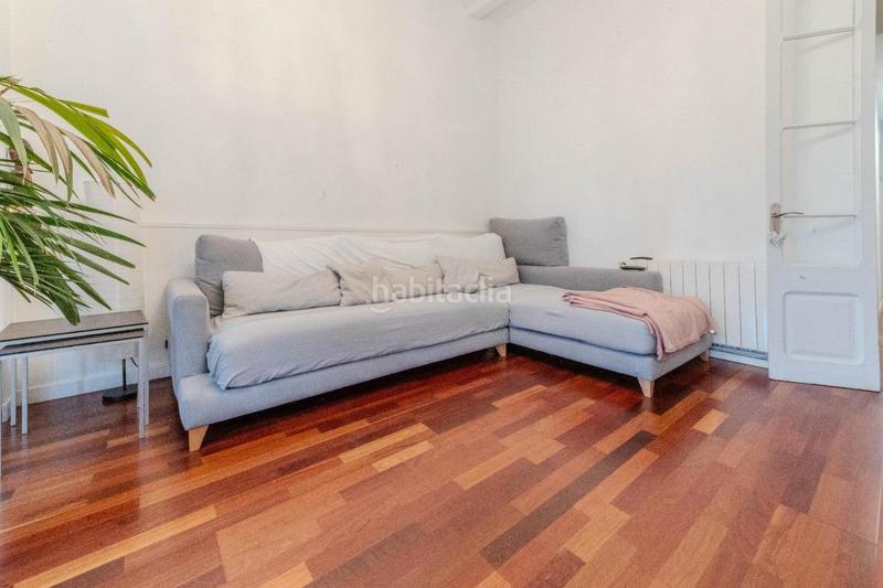 Foto 023af7a3-f65d-4b2a-bbc1-a5ecbf29a3eb. Casa amb calefacció a Centre Sabadell