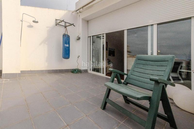 Foto 26dc973f-d62c-423b-bad9-f92c67699f13. Casa amb calefacció a Centre Sabadell