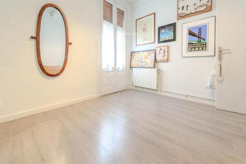 Foto 7fbd6474-aab6-4a1e-8f72-783fef341029. Casa amb calefacció a Centre Sabadell