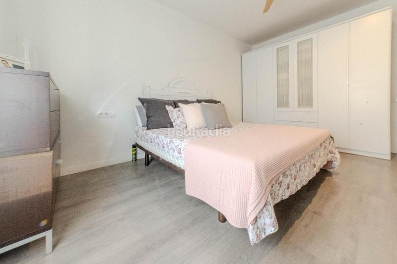 Foto 9dbb007e-ea11-4344-a776-73b05ca2feb8. Casa amb calefacció a Centre Sabadell