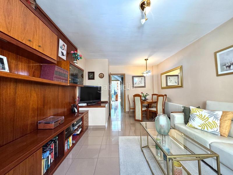 Foto b75eb414-aefa-4d36-8438-31a08eecca01. Reihenhaus mit heizung parking in Gràcia Sabadell