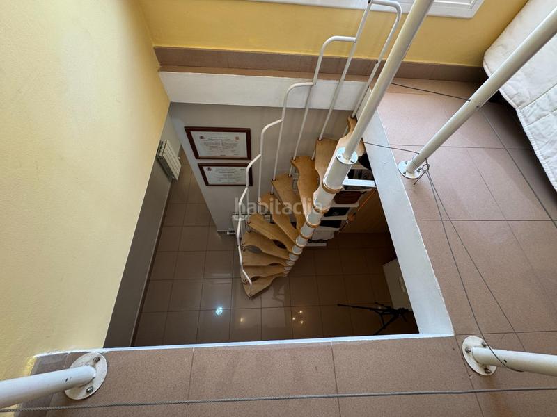 Foto dea0232e-49ff-4280-8520-2205cfa3ab43. Reihenhaus mit heizung parking in Gràcia Sabadell