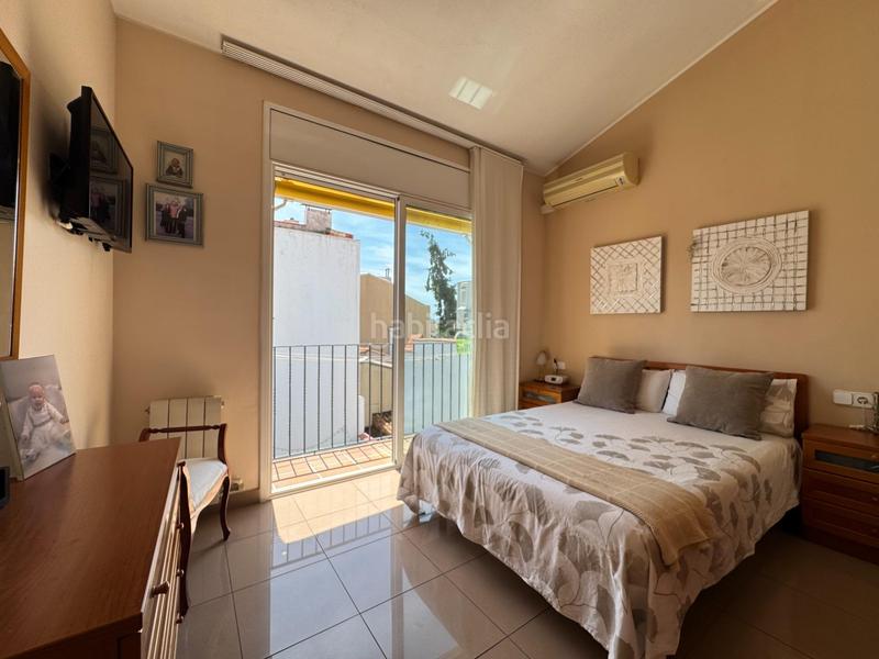 Foto ee21e6c0-4716-4ccc-9477-c9a155018514. Reihenhaus mit heizung parking in Gràcia Sabadell