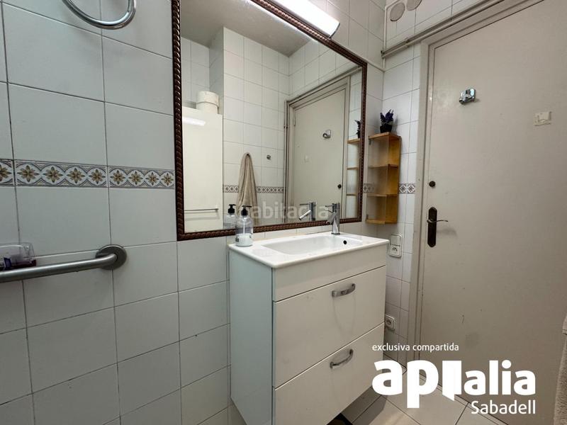 Foto 5143858b-fb68-4bbd-b227-bd97a846eeb8. Reihenhaus mit heizung in Gràcia Sabadell