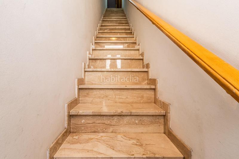 Foto 07e1401b-3909-4231-8bb3-04c311f045d7. Haus mit heizung parking in Creu Alta Sabadell