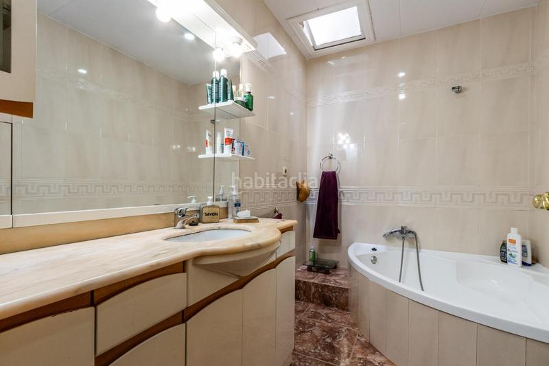 Foto 114e4ee8-1040-4d4f-8663-3a8272d3f957. Haus mit heizung parking in Creu Alta Sabadell